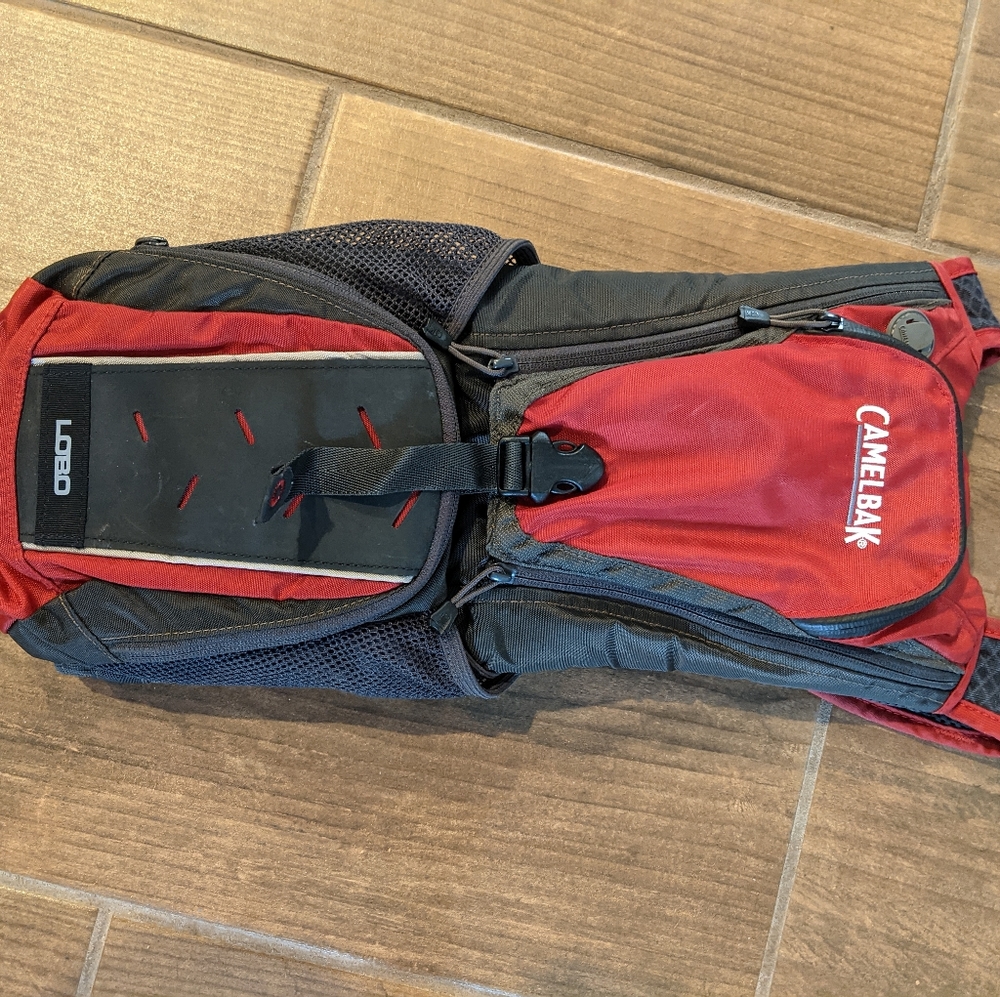 CamelBak Classic Lobo Hydration Pack 3L